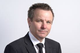 Arnold Graf's Instagram, Twitter & Facebook