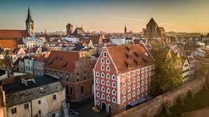 Derived from german thorn, a germanized form of the name of a polish town, tarnów. Monka I Restauracja I Apartmenty Torun Menu Prices Restaurant Reviews Tripadvisor