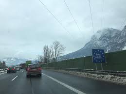 Met de auto over de alpen naar italië. Weer Strengere Grenscontroles Bij Duits Oostenrijkse Grens