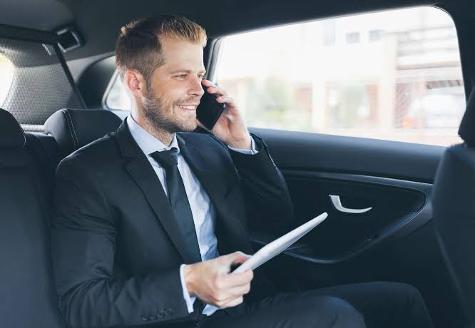 What Are Private Transfer Services? + Pros and Cons - AlphaZug