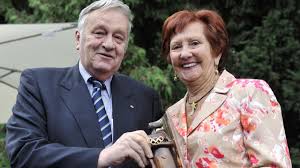 The ski family must stand together. Olympics Are Easier In Dictatorships Says Ski Boss Gian Franco Kasper