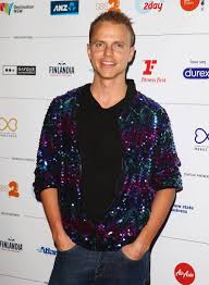 Bit.ly/bbukyt watch since appearing on australian idol in 2003, drag queen courtney act has gone on to become an. How Courtney Act Went From Australian Idol To A Global Drag Superstar