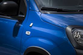 How to pair your iphone with the bluetooth system in a fiat 500 1.2 s 3dr (start/stop) click here to browse our affiliate website. Der Neue Fiat Panda Waze Serienmassig Mit Innovativer Navigations App Pr Agent