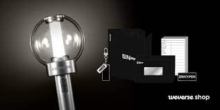 For album set, a mousepad with undisclosed group picture will be presented. Weverse Shop On Twitter Enhypen Official Light Stick Logo Merch Check Out Enhypen S First Ever Light Stick And The Official Merch For Engene On Weverseshop Global Https T Co Dcs0tuh3ci Usa Https T Co Lr0fkw1bz5 Japan Https T Co