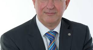 Pismo guvernerja Miroslava Štravsa