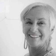 How to Complain When There's Nothing to Complain About: More Thoughts About  Life from the Far Side of the Hill: Goldfein, Susan: 9781947708235:  Amazon.com: Books