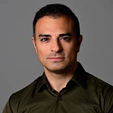 Robin Ettinger Julsgaard (@RobinEttinger)