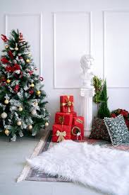 Background lights plus a woman with arms filled with christmas presents. 100 000 Best Christmas Background Photos 100 Free Download Pexels Stock Photos