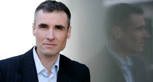 Andrew Decarlo's Instagram, Twitter & Facebook