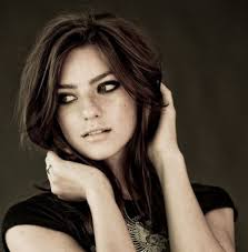 Beauty Brown Brown Hair Cute Eyes Face Inspiring Picture On Favim Com Freckles Girl Dark Hair Hair Beauty