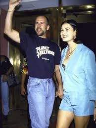 Bruce and demi were both so unapologetically strange and uninhibited that their relationship felt destined for combustion. Bruce Willis And Demi Moore Bruce Willis Fashion Style