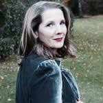 Kelly Chamblee's Instagram, Twitter & Facebook