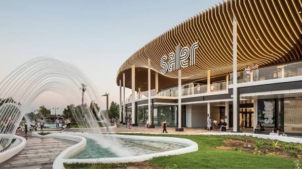 Centro Comercial El Saler: Compras y Ocio Familiar en Valencia