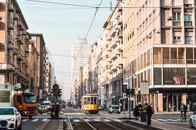 Le nuove regole su spostamenti, chiusure e. Lombardia Zona Arancione Cosa Cambia I Divieti E Le Restrizioni
