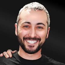 Heather Hudspeth's Instagram, Twitter & Facebook