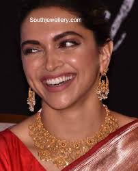 Deepika Padukone In Gold Jewellery Gold Jewelry Outfits Tanishq Jewellery Bridal Gold Jewellery See more ideas about indian beauty, deepika padukone, beautiful indian actress. deepika padukone in gold jewellery