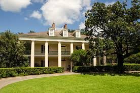 Oak alley plantation is offers inside table service so that customers can enjoy their favorite culinary offerings. Hd Wallpaper Oak Alley Plantation Usa America Tree Historically Louisiana Wallpaper Flare