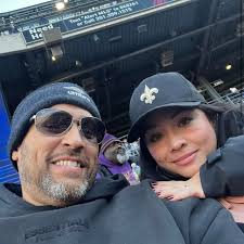 In today's episode of “Black Women Tried To Tell You”, in collaboration  with “Kamala Harris Told You So” productions, this is the same Janet Correa  who went viral for singing “I will