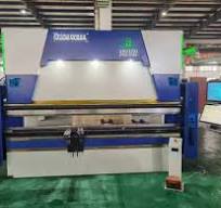 ‫آلة ثني المعادن الهيدروليكية ذات الجودة العالية We67K CNC 4+ ...‬‎