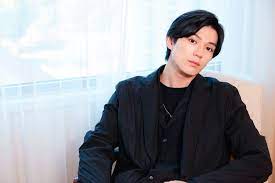 We are a filipino fanpage dedicated to the talented japanese actor, mackenyu. Mackenyu Arata To Suspend Japanese Activities In 2021 Will Focus On Overseas Expansion Arama Japan