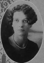 Linda C Peretti Moon (1909-1995)