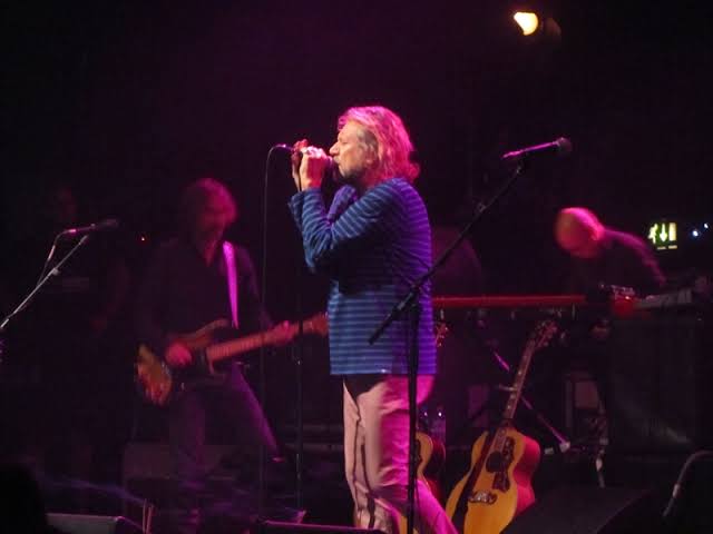 Tight But Loose » Blog Archive ROBERT PLANT PRESENTS SENSATIONAL SPACE SHIFTERS AT THE HMV LONDON FORUM: 'CONTINUE TO KEEP SMILING...' - Tight But Loose