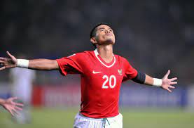 Ketika anda berkaca terhadap sejarah perjuangan para pahlawan maka ciptakanlah sejarah baru agar bisa di kenang oleh generasi yang. Bepe Legenda Liga Indonesia Yang Tak Pernah Mau Disapa Legend