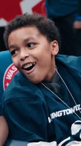 "Better than a FaceTime?" 🥹 , @iamtre20 invited Carlos to the game after  FaceTiming during our @medstarhealth hospital visit ❤️