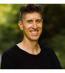 Japanese speaking Travel Agents