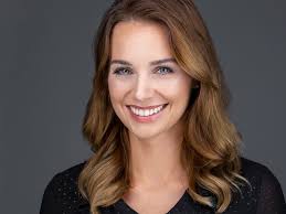 Check spelling or type a new query. Headshot Photography By Carolin Thiersch