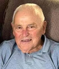 Paul Titus's Instagram, Twitter & Facebook