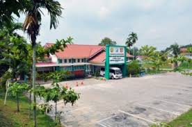 Perbedaan sekolah negeri, swasta, dan internasional. Syabas Sma Mutiara Masuk Daftar 100 Sekolah Berprestasi Se Indonesia