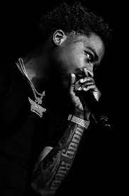 This paper investigates how black women rappers, in employing. Pin By Omer Arjuan On Rappers Artists Black Aesthetic Wallpaper Black And White Photo Wall Yellow Aesthetic Pastel