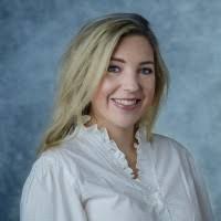 100+ "Esmée" profiles