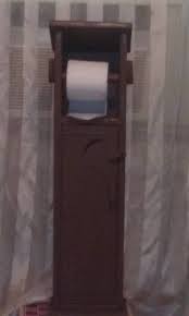 Vieux Timey Outhouse Porte Papier De Toilette Etsy Toilet Paper Holder Toilet Paper Toilet
