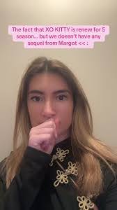 Josie Parrish's Instagram, Twitter & Facebook