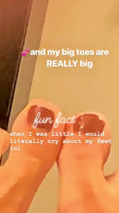 Daniela Gomezs Feet << wikiFeet