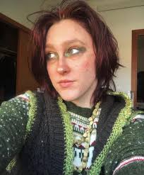 Any name suggestions for a he/they critter? : r/NonBinary