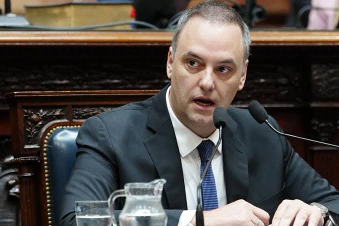 Adorni admits failing to declare US$500,000, denies illicit enrichment -  Buenos Aires Herald