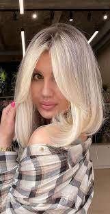 Go full blonde with this platinum bob that looks icy and beautiful. Trendy Hairstyles Haircuts With Bangs Light Blonde Lob Haircut