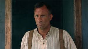 Best stephen king horror movie. King S 1922 Bores On The Big Screen Despite Strong Performances The Heights