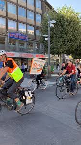 Die seite von betten korten wird durch einen benutzer verwaltet. Konigsallee Bochum Neue Plane Fur Radwege Konkretisierung Durch Ob Thomas Eiskirch Spd Beim Adfc Jens Matheuszik