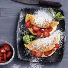 Schaumomelett Mit Erdbeeren Und Himbeersirup Rezept Schaumomelett Himbeersirup Rezepte