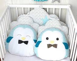 Tour De Lit Bebe 60cm Large Nuage Et Petits Pingouins Bleu Taupe Et Blanc Baby Cot Bumper Baby Bumper Cloud Cushion