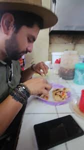 Deliciosas PUPUSAS en el mercado central, El Salvador Turistiando con Luis 