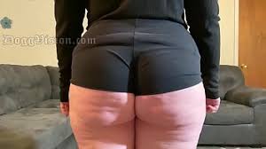 Sein vater hat mich beauftragt diesen streber endlich zum abspritzen zu bringen. Stilvolle Escort Hure Entjungfert Streber Xxx Movies Porntu