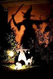 90 Fantastic Halloween Party Decor Ideas 53 Halloween Diy Outdoor Halloween Outside Halloween Decorations Diy Outdoor