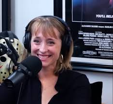 A young Allison Mack... 😇🤗🧡❤️🩷