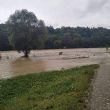 Es ist geplant, die a 94 von münchen bis nach simbach und weiter nach norden zur a 3 zu bauen, diese soll die b 12 ersetzen. Munchen Nach Hochwasser An Isar Repariert Stadt Schaden An Ufern Wegen Munchen Sudost