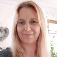 Sandra Schumann's Instagram, Twitter & Facebook